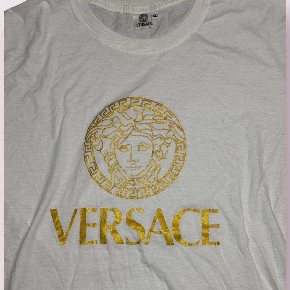 Women’s Vintage Versace Medusa Logo T-Shirt Size XL - Picture 2 of 4
